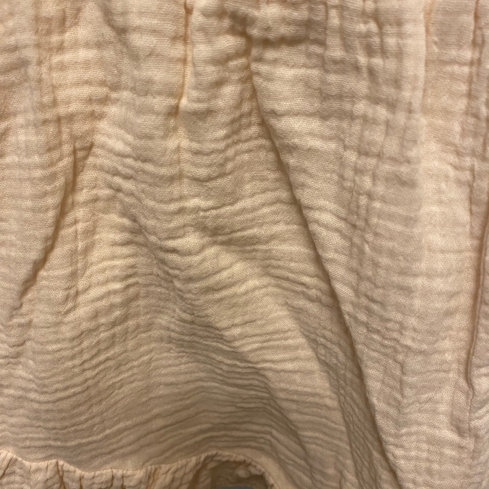 Listicle Ruffle Cream High Rise Shorts L - Picture 4 of 8